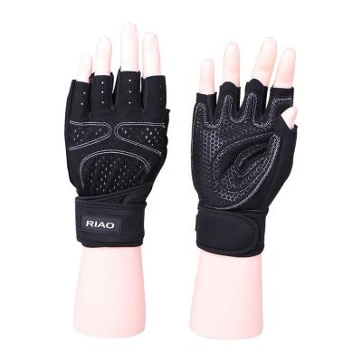 China Durable And Comfortable Sports Training Half Finger Gym Gloves Fitness Gloves Sports Gloves for sale