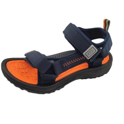 China 2020 New Arrival Flat Men's Strap Sandals Custom Sandal Men Sandals Latest for sale