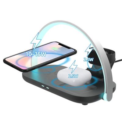 China Multifunctional LAPTOP Desk Lamp Table Top 3 in 1 Rotate Universal Wireless Charger Pad Pad for iPhone Wireless Charger for sale