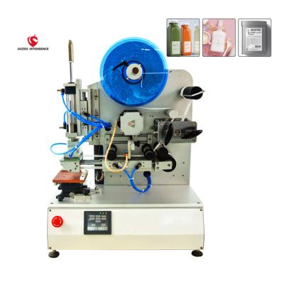 China High Precision Semi-automatic Bottle Food Flat Labeling Machine Desktop Square And Flat Label Applicator for sale