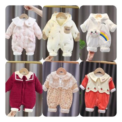 China Cute Children's cotton one-piece baby clothes 0-1-2 boys and girls baby winter clothes outing clothes warm romper for sale