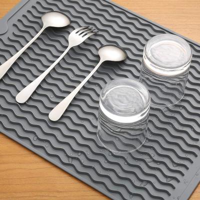 China Viable Silicone Drain Pad Stew Pot Anti-scald Non-slip Soup Pot Mat Heat Insulation Pad Dining Table for sale