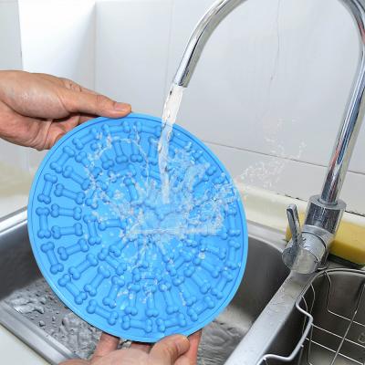 China Dropshipping Diameter BPA Free Silicone Pet Bath Suction Mat Rubber Viable Hot Selling Eco Friendly Toy for sale