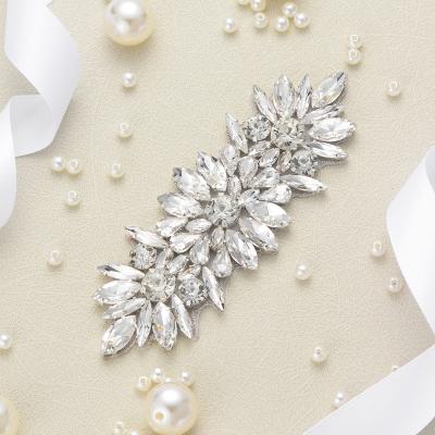 China Flatback (30PCS) Silver crystal rhinestone applique gold beaded applique patch sewing iron on for wedding dress WDD1001 for sale