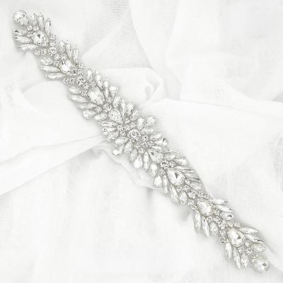 China Flatback (30PCS) Wholesale hand beaded silver crystal rhinestone applique iron on sew on for wedding dress WDD1094 for sale