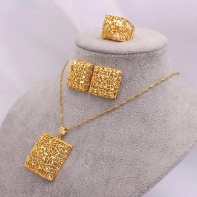 China CLASSIC Luxury African Jewelry Set Indian Gold Bridal Necklace Earring Ring for sale