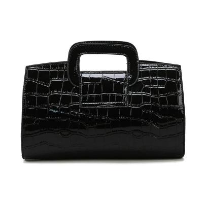 China Large Capacity Faux Crocodile Pattern Ladies Leather Handbag Knock Off Luxury Leather Tote Bag Handbags Wholesale Handbag Set of Handbags for sale