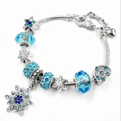 China Newest Christmas Crystal Charm Bracelets Wholesale 2021 Fashion Christmas Environmentally Friendly Jewelry Bead Oil Drip Bracelets for sale