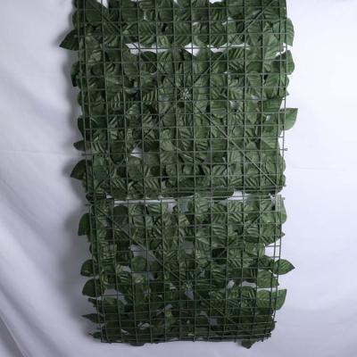 China Modern Artificial Plant Wall Green Radish Leaf Barrier Net Artificial Fence Balcony Fence for sale