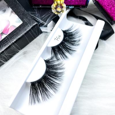 China Natural Hot Sale Long Lashes 3d Wicks High Quality Vendor 25mm Wick Wholesale Box Packing for sale