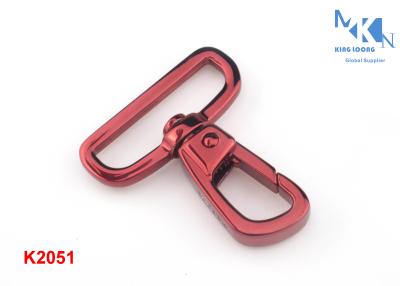 China 38.8mm Swivel Eye Snap Hook  , Zinc Alloy Lighting Reds Wivel Hooks For Bags for sale