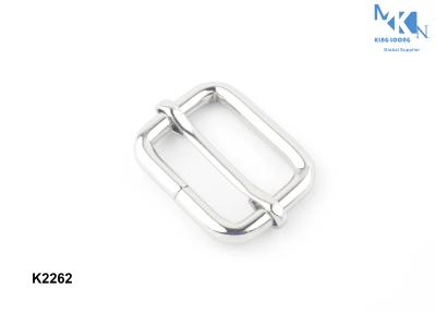 China Fashion Style Belt Buckle Hardware , Shiny Silver Center Bar Belt Buckles for sale