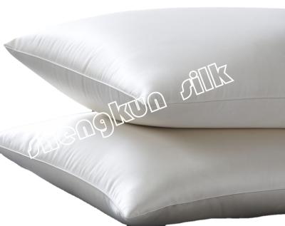 China Anti-Apnea 100% Silk/50% silk&50% Polyester Silk Pillow for sale