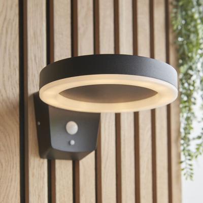 China Garden Round Shape Motion Sensor Aluminum Solar Powered Led Wall Lamp 2w Light Garden IP65 New for sale