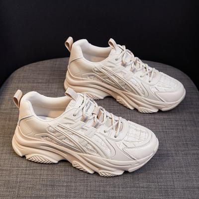 China Fashion Trend Hot Sale Summer Sneakers Lace Up Sport Shoe PU Mesh OLD Shoes Chunky Sneakers Cheap Women Running Dad Shoes for sale