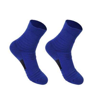 China Breathable Wholesale Custom Logo Cotton Basketball Socks Grip Anti Slip Socks Outdoor Running Sports Socks For Men for sale