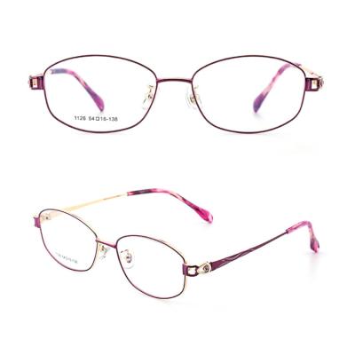 China Titanium Fashionable Metal Eyewear Glasses Women Classic Round And Square Optical Frames 1126 Shape Optical Frame In Stock for sale