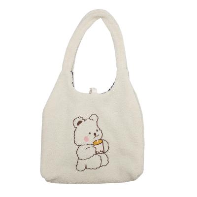 China PORTABLE Custom Canvas Tote Bag Small Bear Embroidered Cross Body Bag For Women for sale