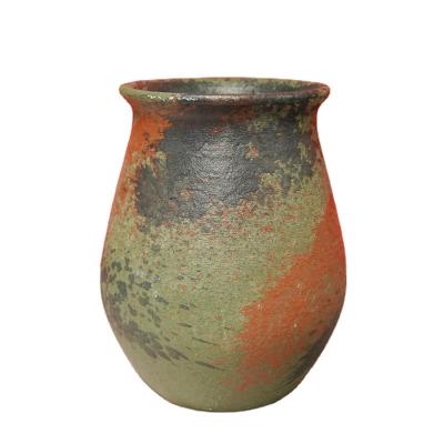 China High Quality Durable Creative Size 14.5*13cm 1 Clay Pot Cylindrical Design Vase Yellowish Green Vase for sale