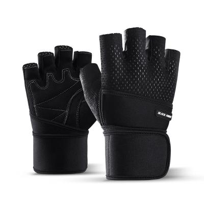 China Lightweight Breathable Durable Comfortable Soft And Flexible Non-slip Gym Fitness Glove Men Training Gloves With Wristband for sale