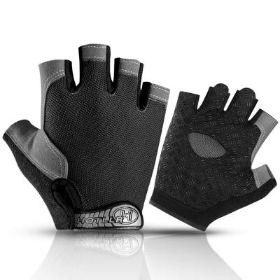 China Best Selling Lightweight Breathable Goods Using Fingerless Training Glove Fitness Hand Cycling Climbing Gloves for sale