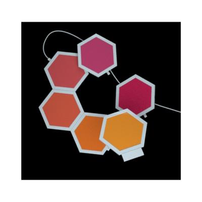 China TOLEZ Modern Creative Voice App Control Creative Hexagonal Modular Hexagons Hexagons Night Lamp Quantum Decoration Lamp for sale