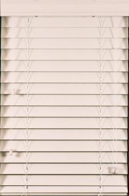 China 50mm pvc foamwood venetian blinds with steel headrail and pvc foamwood bottomrail for sale