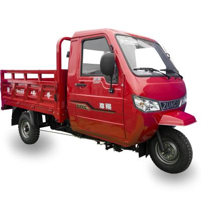 China Heavy Duty Closed Cargo Cabin Gasoline Three Wheel Motorcycle Van Cargo Tricycle For Sale for sale