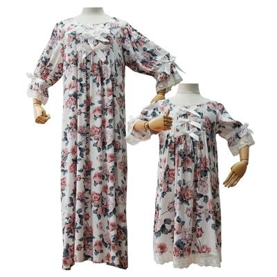 China Hot Customized QUICK DRY Flower Pattern Polyester Nightgown Mother And Daughter Nightgown For Sale for sale