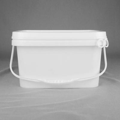 China Customized Color PP Bucket 5L Plastic Bucket With Lid Square Shape for sale