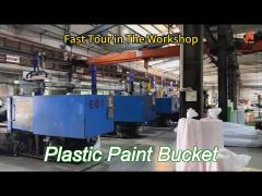 uv resistant plastic pail with pouring spout for industrial