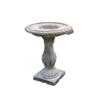 China Easy To Move And Clean Outdoor Decorative Fiberglass Resin Bird Bath Clean Bowl For Garden for sale