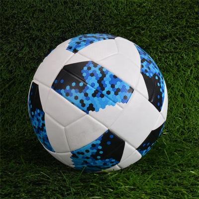 China 2019 High Quality High Quality Official Football Size 5 Seamless Soft Touch PU Match Training Soccer Ball Slip-Resistant for sale