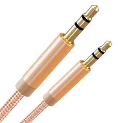 China Plug-and-Play Audio Speaker Cable Car Audio Male To Male Pure Silver 3.5mm Audio Cable for sale