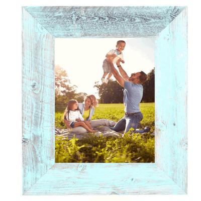 China Wholesale Eco-Friendly Sustainable Farmhouse 12x12 Family Reclaimed Wooden Photo Frames Picture for sale