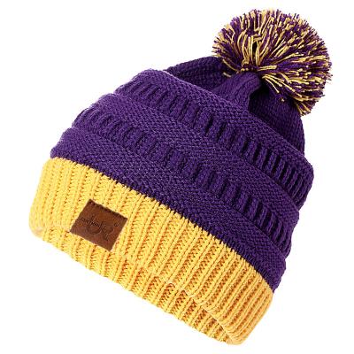 China COMMONS Crossed Knit Kids Pom Wholesale Outdoor Use Soft Warmwool Beanie With Big Pom de Pom Winter Cuffed Winter Hat for sale