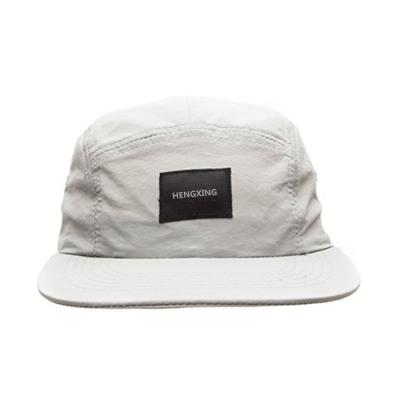 China Dad Hat Vintage Custom 5 Panel Classic White Camp Hat Lightweight Nylon 5 Panel Dad Hat With Snap Closure for sale