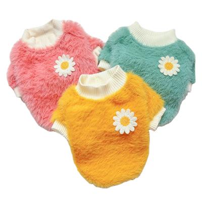 China New Dog Sustainable Autumn Winter Daisy Cat Cat Sweaters Pet Clothes for sale