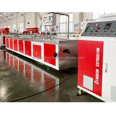 China Wood Profile PE PP WPC Plastic Composite Decking Floor Making Machine / PE PP WPC Wall Panel Production Line for sale