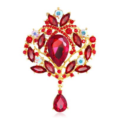 China New YST Fashion Crystal Glass Pin Flower Korean Style Cute Designer Alloy Brooches for sale