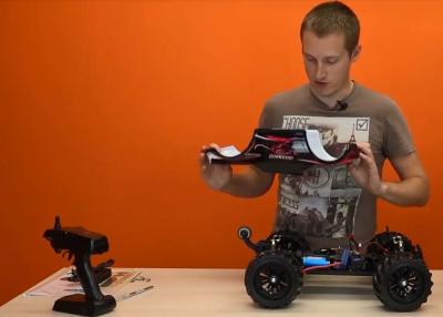 China 2,4 GHZ Hobbyrc Auto's Met twee kanalen, Brushless de Afwijkingsauto van Off Road RC Te koop