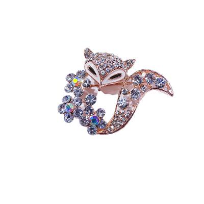 China 2021 Europe and America Women's Vintage Rhinestone Jewelry Hats Hijab Magnet A Brooch Pin Retro for sale