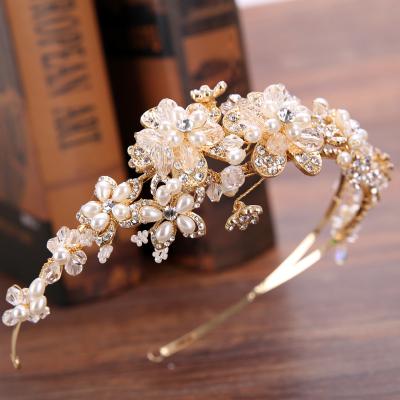 China Handmade White Pearl Rhinestone Tiara Wedding Accessories Tiara Hair Accessories Europe and America Tiara Bride for sale