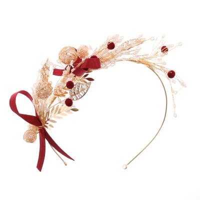 China Europe and America handmade crystal hair circle wedding leaves headdress garland accessories bridal tiara for sale