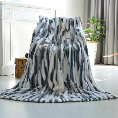 China Tie Soft Elegant Luxury Warm Embossed Anti-pilling Dye Ruched Rabbit Faux Fur Minky Throw Bubbly Blankets for sale