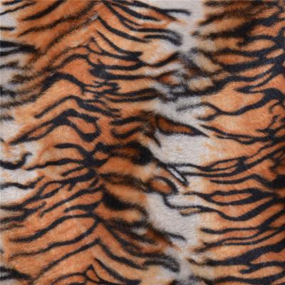 China China Manufacturer Tiger Print Fur Textile Fabric Waterproof Plush Fabric for sale