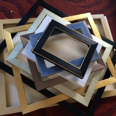 China Simple Luxury Wall Picture Frame Art Living Room Gold String PS Foam Board Frame for sale