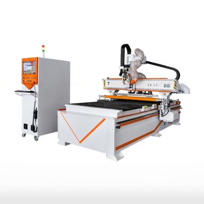 China Máquina de grabado de madera multifuncional Atc Cnc Router de madera en venta