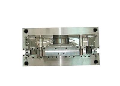 China Hot Runner Precision Injection Mould Strict Tolerance LKM Mould Base for sale