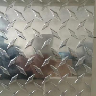 China 5 Bar/Diamond Embossed Aluminum/Aluminium Sheet Tread Aluminum Checkered Plate for sale